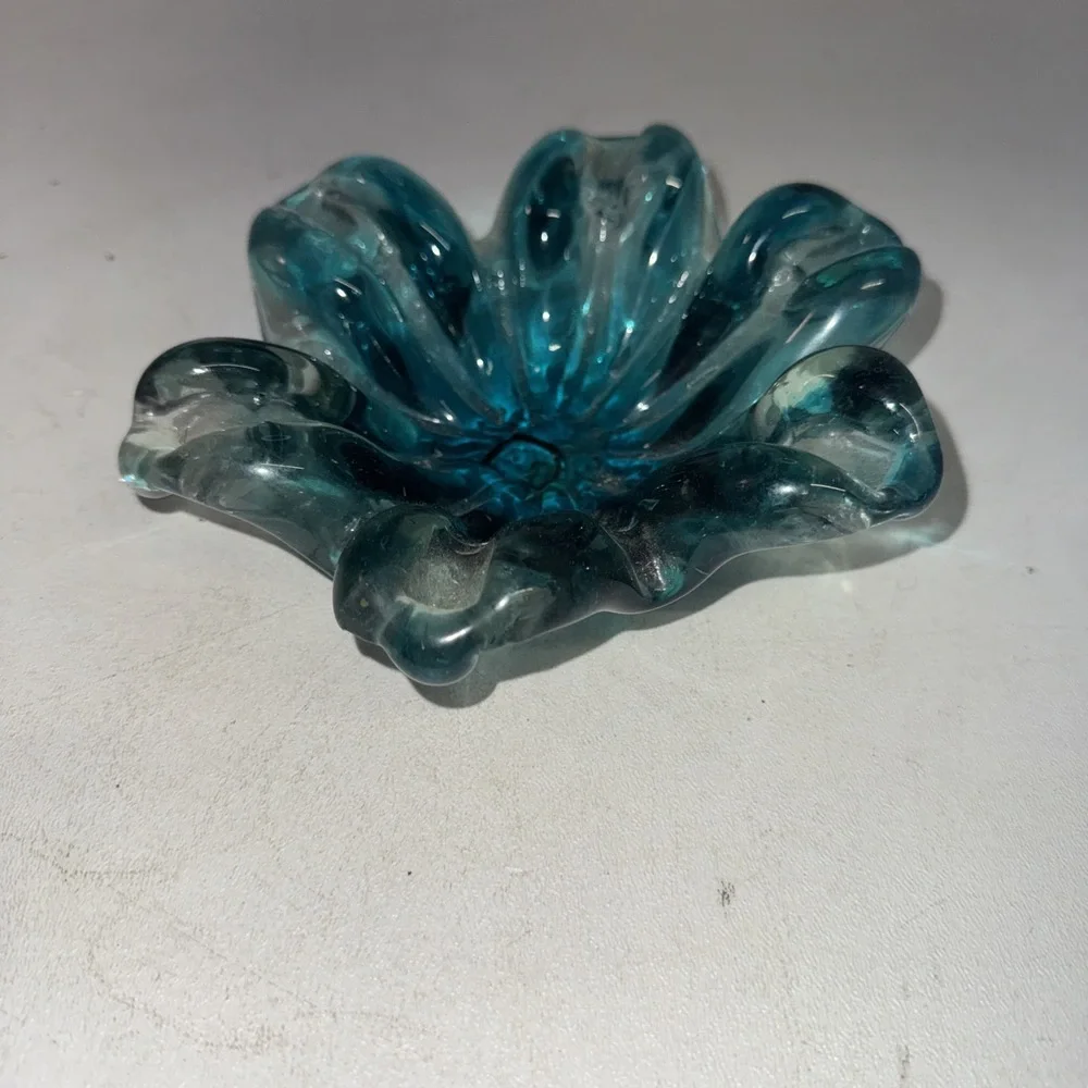 Viking Six Petal Blue Candy Dish Bowl Flower Shaped 1970's VTG MCM Hand